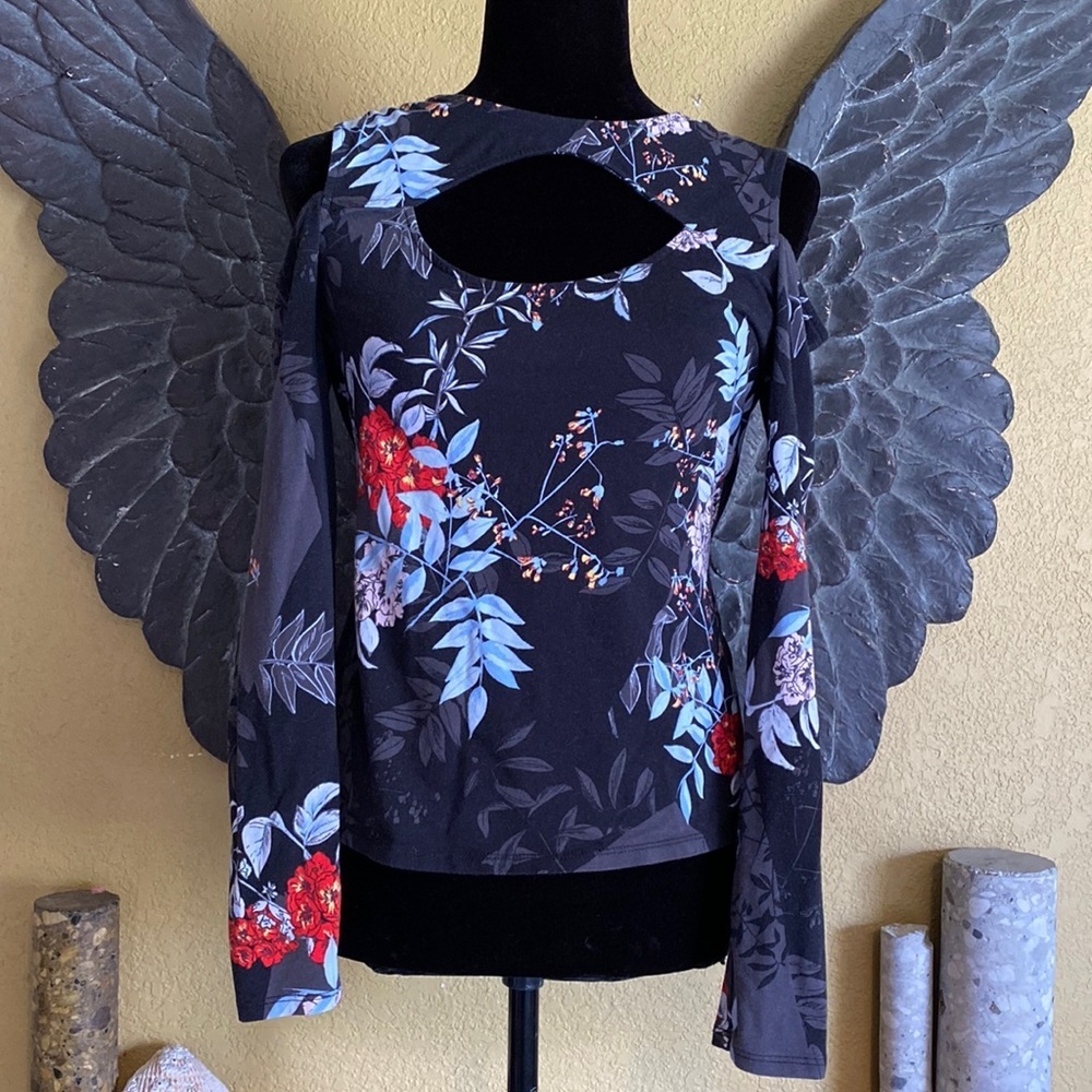 Guess Floral Cold Shoulder Shirt Top